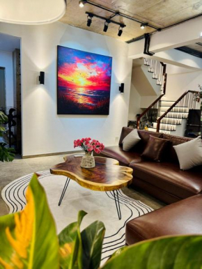 Chung cư 2 phòng ngủ đầy đủ tiện ích - Bể bơi miễn phí - trung tâm Bãi Cháy